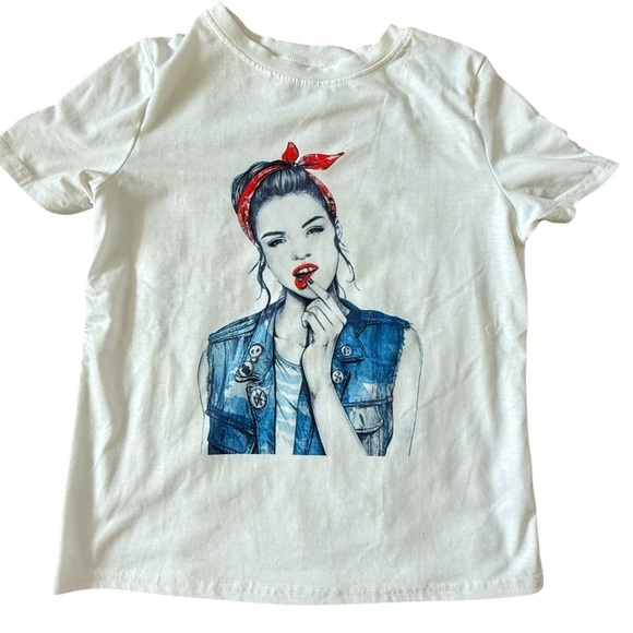 no brand Tops - White T-Shirt with Graphic Print